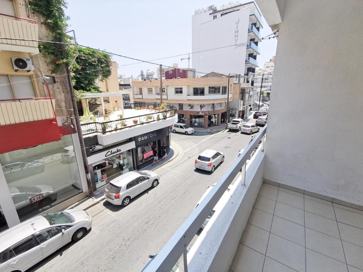 Island Time Holiday Apartment Larnaca Exterior photo